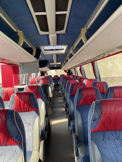 Innenraum 51 Sitzer Reisebus Komfortsitze